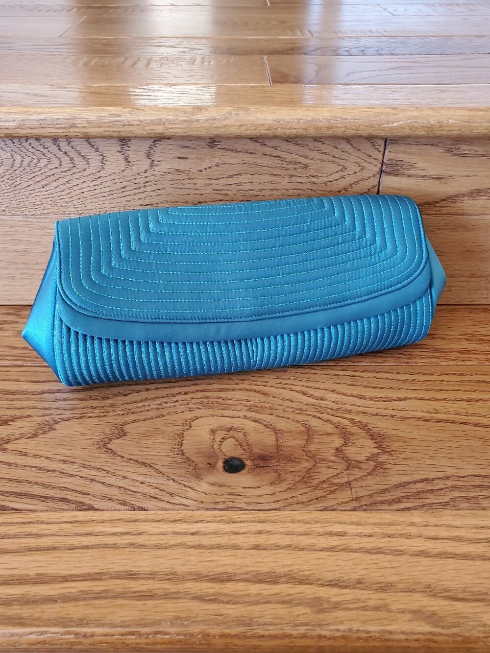 Metaphor Clutch